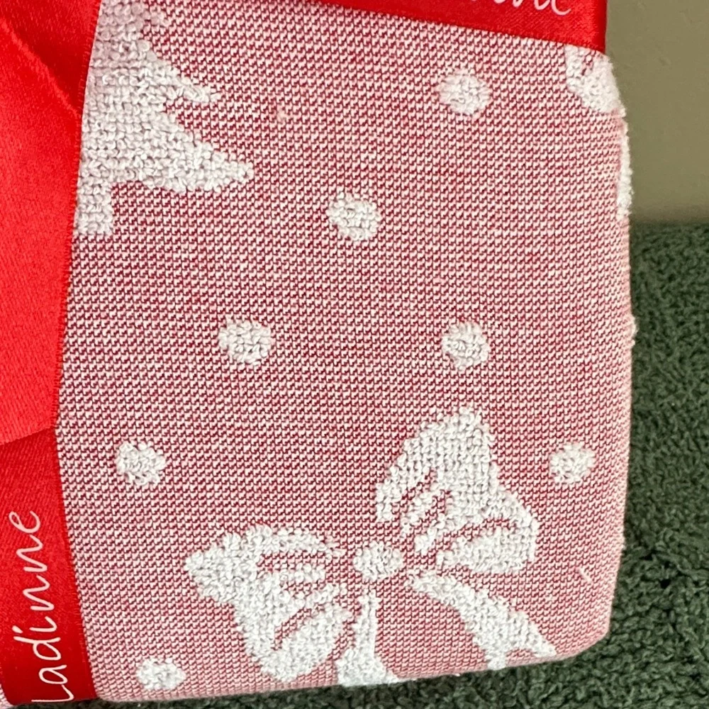 Ladinne Holiday Christmas Tree Shower Curtain Red Bow NEW!